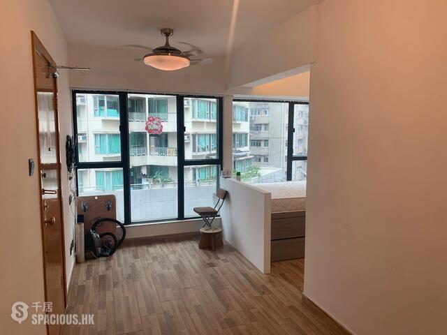 Mong Kok - Legend Court 01