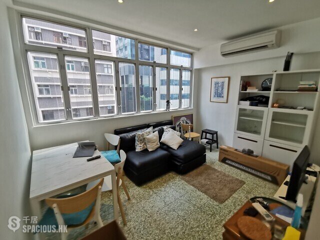 Sai Ying Pun - 217, Des Voeux Road West 01
