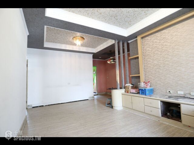 Sanchong - No. XX, Lane 390, Section 4, Sanhe Road, Sanchong District, New Taipei City, Taiwan 241 01