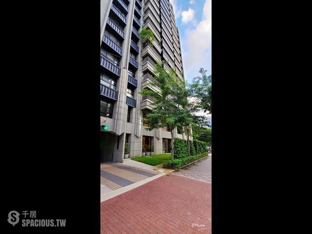 Banqiao - No. XXX, Section 1, Xianmin Boulevard, Banqiao District, New Taipei City, Taiwan 220 01