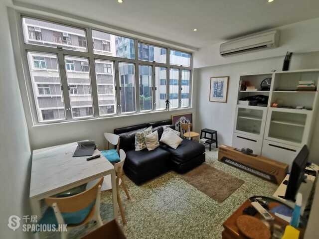 Sai Ying Pun - 217, Des Voeux Road West 01