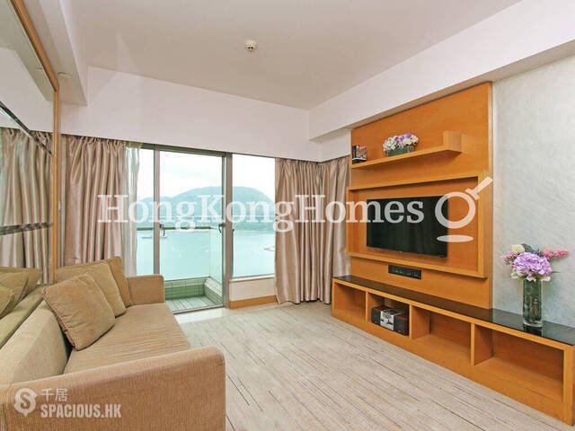 Ting Kau - Royal View Hotel 01