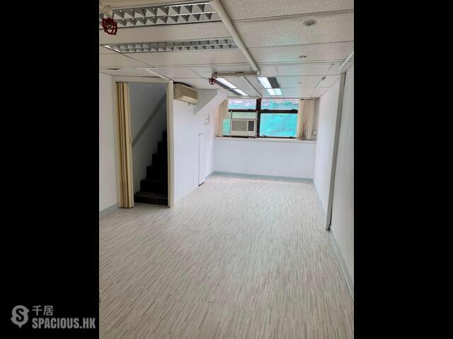 North Point - Wellborne Commercial Centre 01