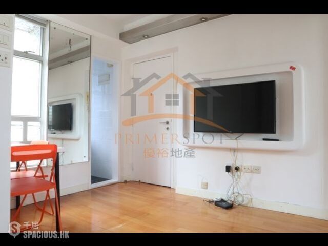 Wan Chai - 123, Queen's Road East 01
