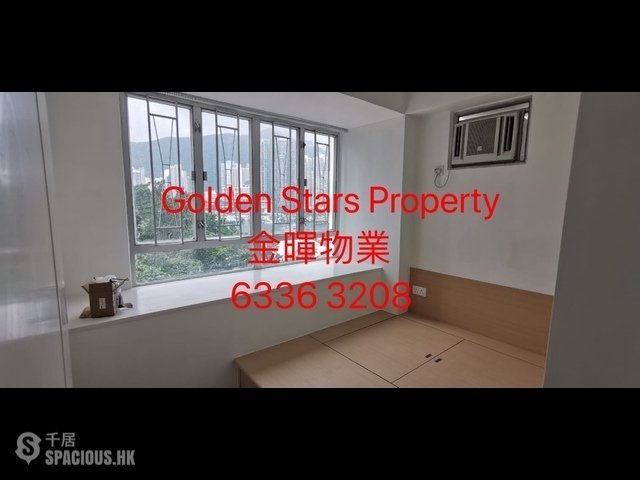 Ap Lei Chau - Ap Lei Chau Centre 01
