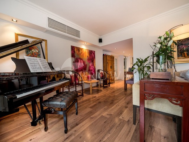 Stubbs Road - K.Y. Mansion 01