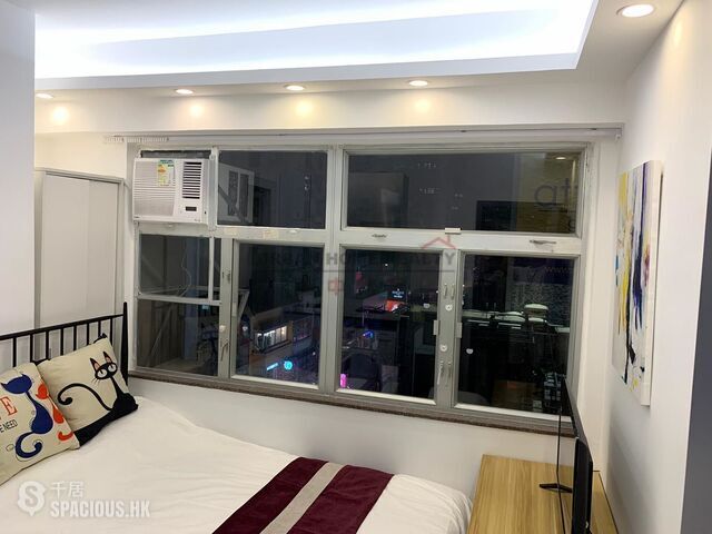 Tsim Sha Tsui - Kiu Yip Building 01