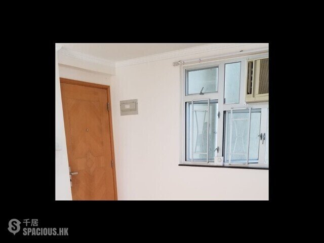 Sai Wan Ho - Hoi Ching Mansion 01