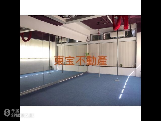 North Point - Carnival Commercial Building 01