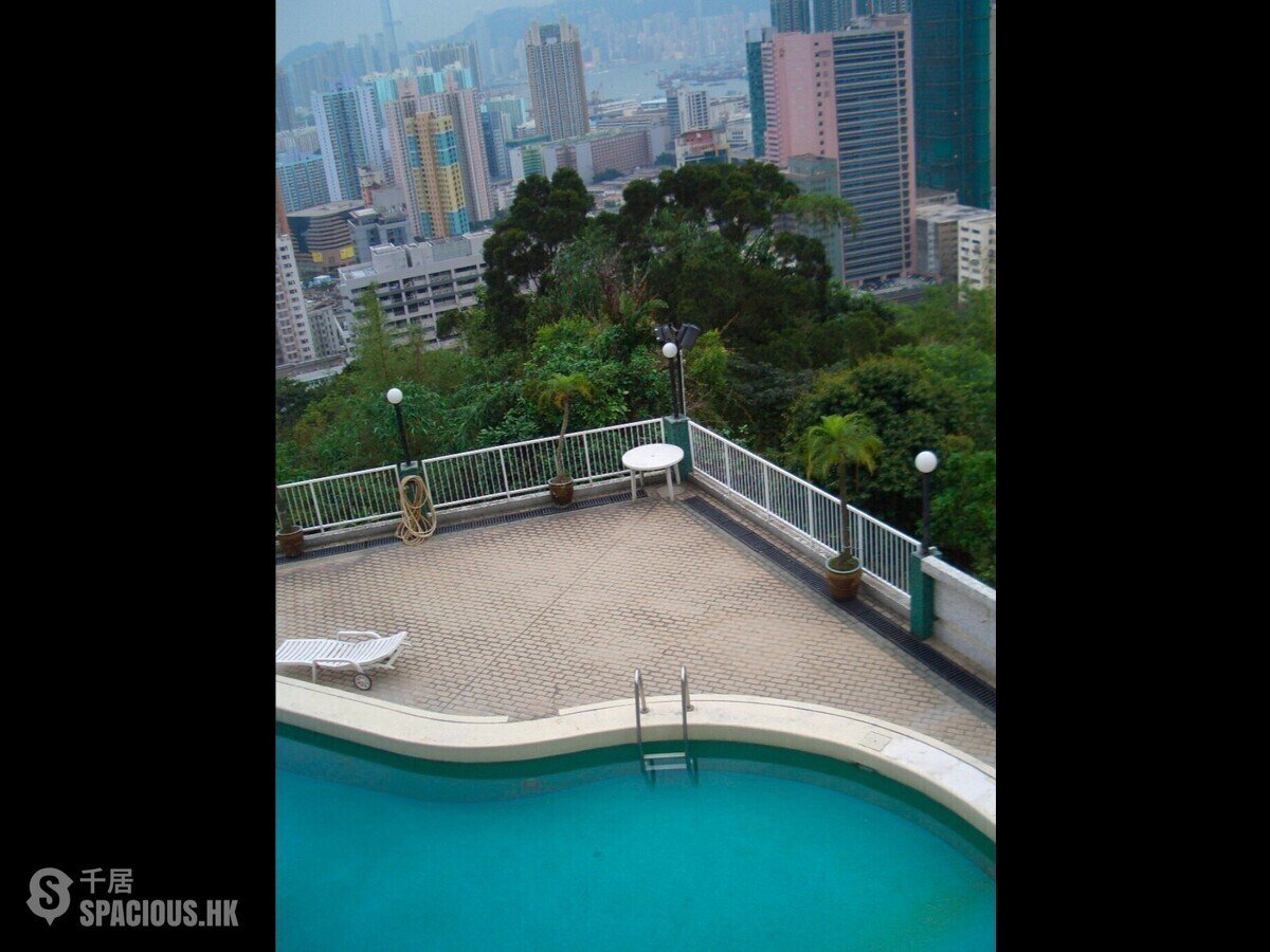 Cheung Sha Wan - Bamboo Villa 01