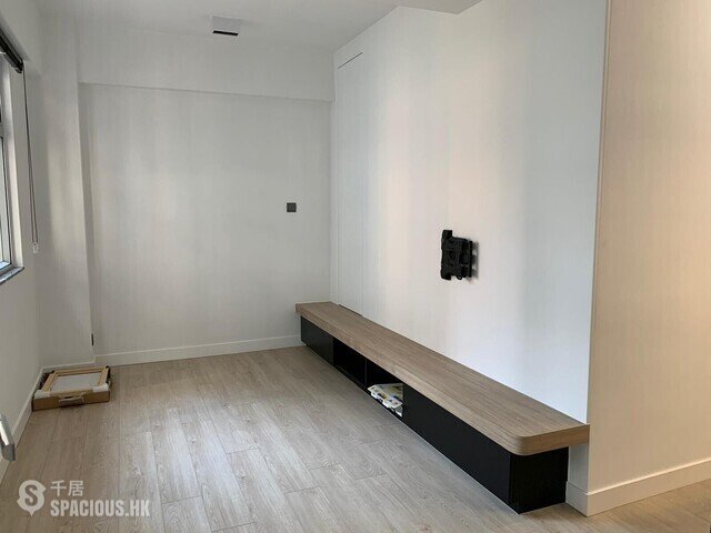Wan Chai - 33-35, Amoy Street 01