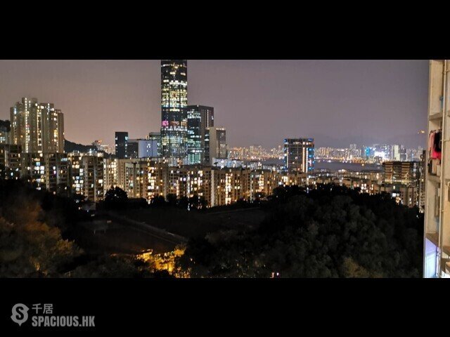 Sai Wan Ho - Tung Hei Court 01