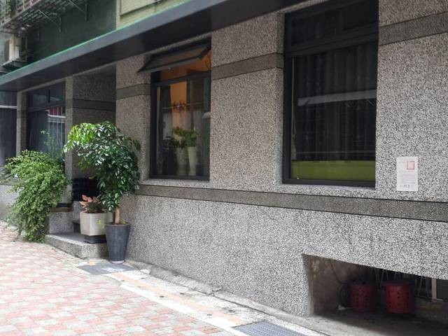 Songshan - No. X, Lane 161, Sanmin Rd, Songshan District, Taipei City, Taiwan 105 01