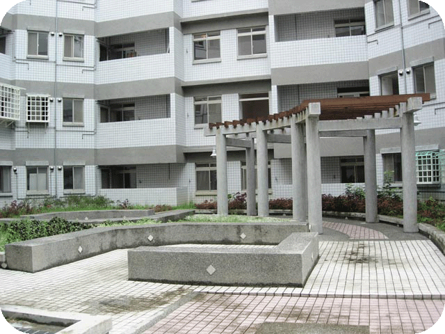 Songshan - No. X, Lane 40, Yanshou St, Songshan District, Taipei City, Taiwan 105 01