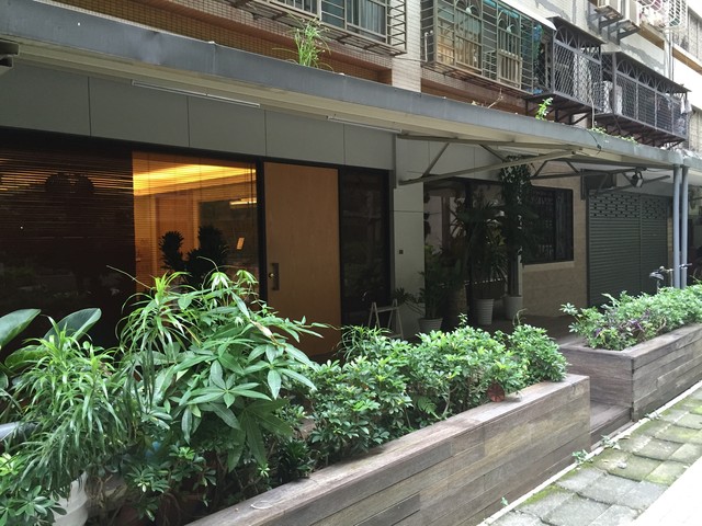 Daan - No. XX, Lane 175, Section 1, Jianguo S Rd, Da’an District, Taipei City, Taiwan 106 01