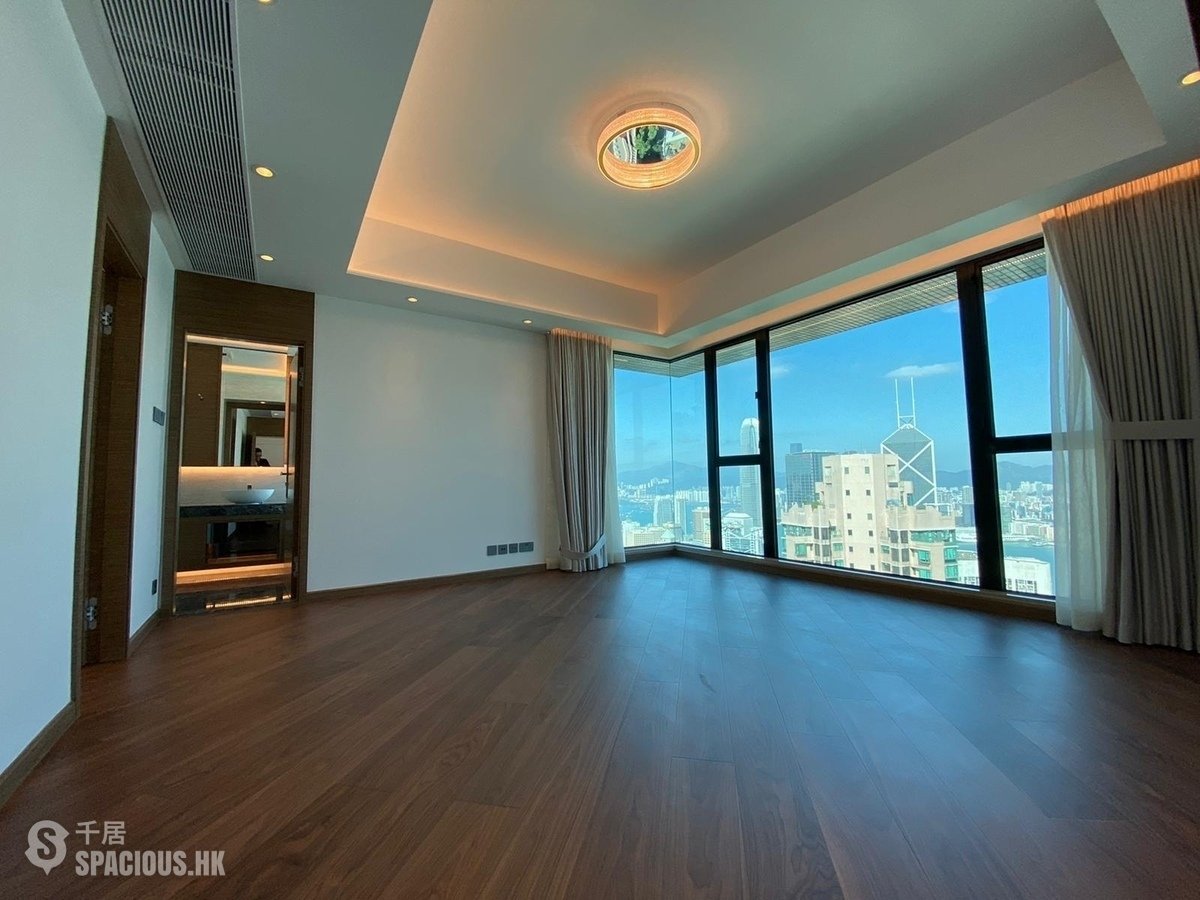 Mid Levels Central - The Harbourview 01