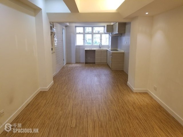 Sai Ying Pun - 206-208, Des Voeux Road West 01