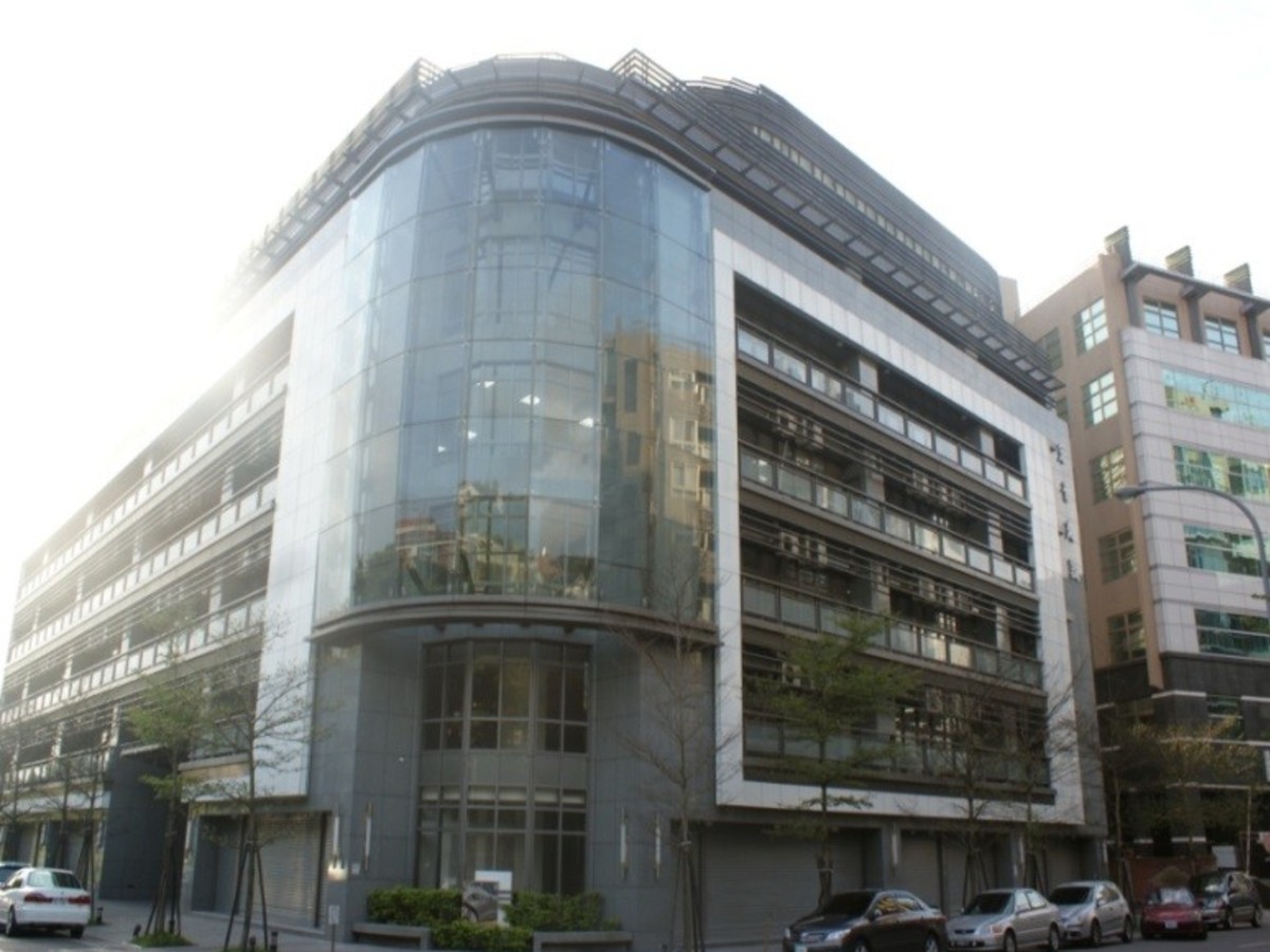 Neihu - No. XX, Lane 345, Yangguang St, Neihu District, Taipei City, Taiwan 114 01