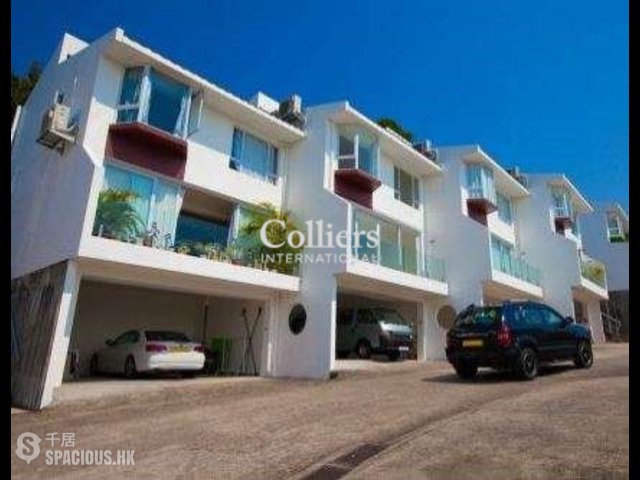 South Lantau - Leyburn Villas 01