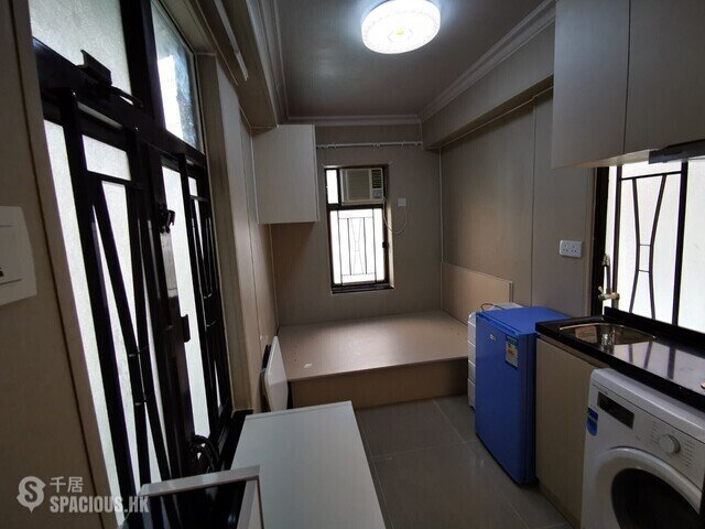 Sheung Wan - 163, Queen's Road West 01