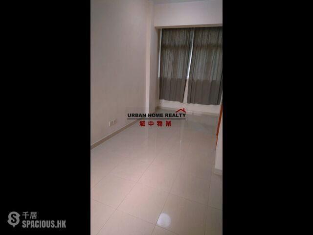Sai Ying Pun - 14, Third Street 01