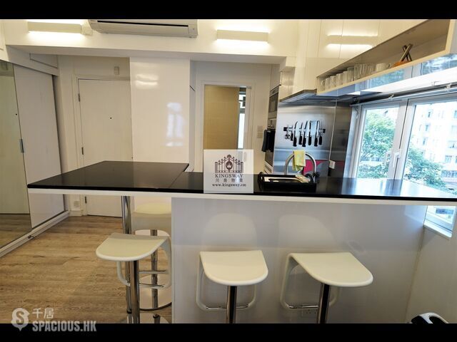 Sheung Wan - 155-157, Queen's Road West 01