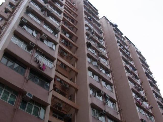 Kwai Chung - Tin On House 01