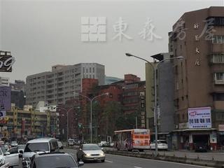 信義區 - 台北信義區松隆路XX號 06