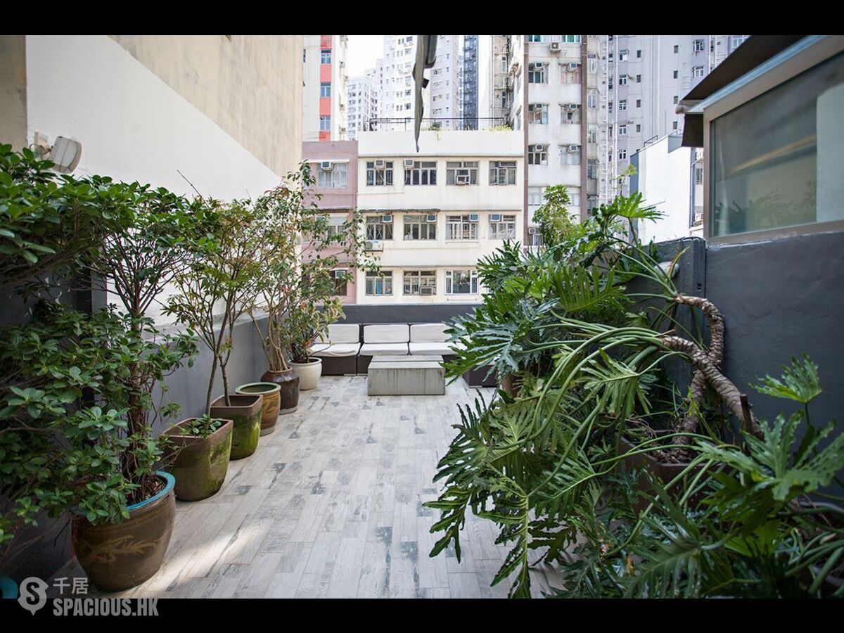 Sai Ying Pun - Rockson Mansion 01