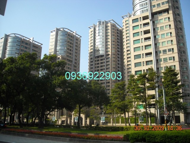 Daan - No. XX, Section 3, Ren'ai Rd, Da’an District, Taipei City, Taiwan 106 01