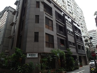 Zhongshan - Lane 115, Section 2, Zhongshan North Road, Zhongshan, Taipei 13