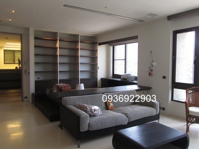 Xinyi - No. XXX, Songren Rd, Xinyi District, Taipei City, Taiwan 110 01