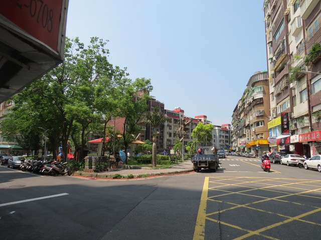 士林区 - 111台湾台北市士林區天母東路50巷XX號 01