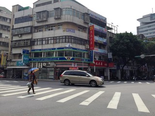 Shilin - XXX Section 6, Zhongshan North Road, Shilin, Taipei 02