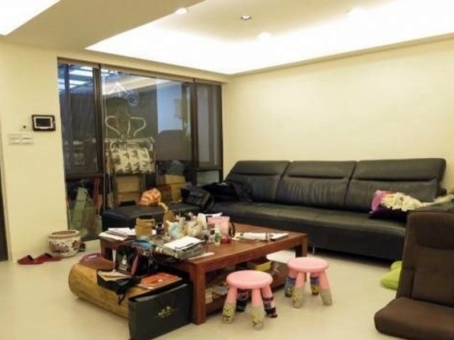Shilin - No. XX, Alley 4, Lane 10, Keqiang Rd, Shilin District, Taipei City, Taiwan 111 01