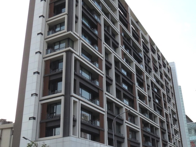 Shilin - No. XX, Section 6, Zhongshan N Rd, Shilin District, Taipei City, Taiwan 111 01