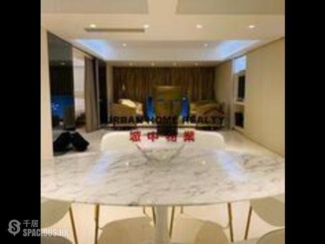 Mid Levels Central - 63, Macdonnell Road 01