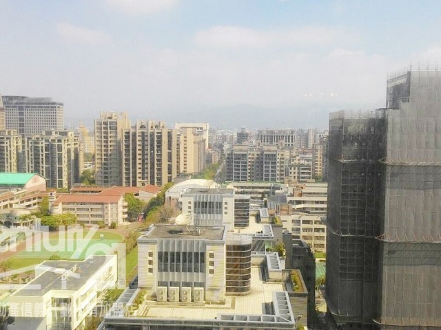 Xinyi - No. XX, Section 5, Xinyi Rd, Xinyi District, Taipei City, Taiwan 110 01