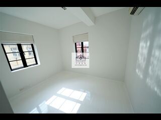 Poho - 53, Tung Street 13