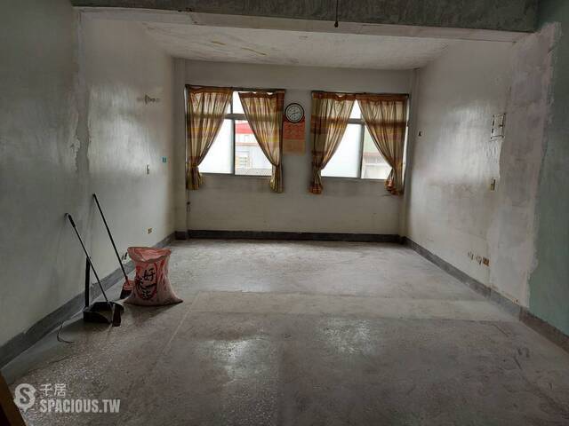Datong - No. XX, Section 4, Yanping North Road, Datong District, Taipei City, Taiwan 103 01