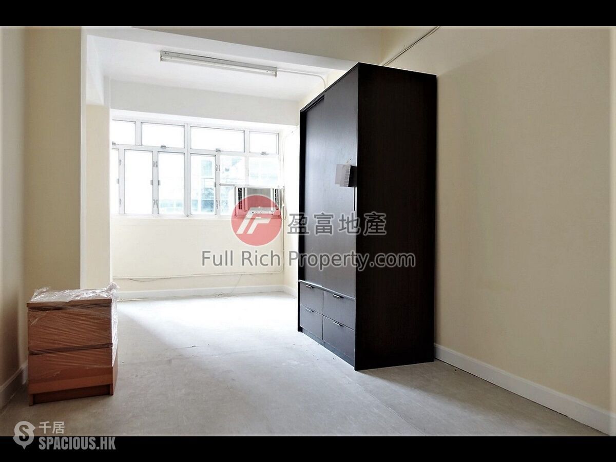 Causeway Bay - 7-7B, Sharp Street East 01