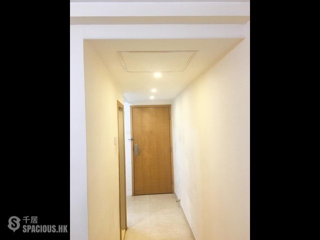 Shau Kei Wan - Metro Mansion 01