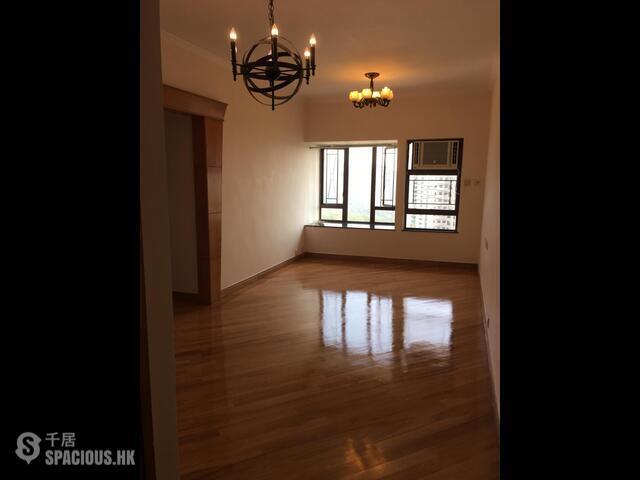 Kwai Chung - Wonderland Villas 01