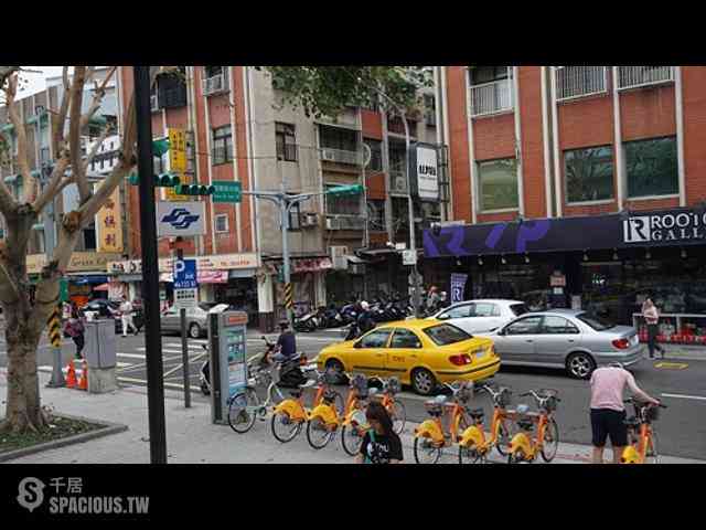 Shilin - Fuhua Rd, Shilin District, Taipei City, Taiwan 111 06