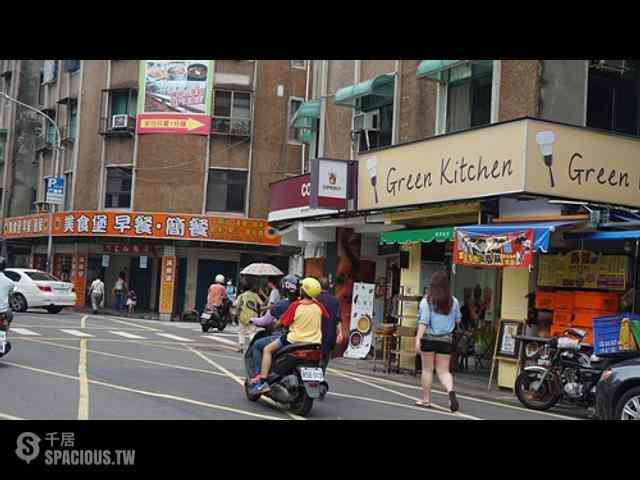 Shilin - Fuhua Rd, Shilin District, Taipei City, Taiwan 111 13