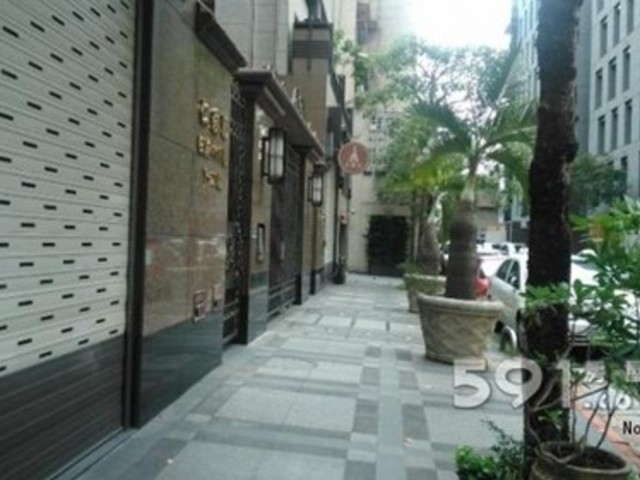 Daan - Lane 408, Ren'ai Rd, Da’an District, Taipei City, Taiwan 106 01