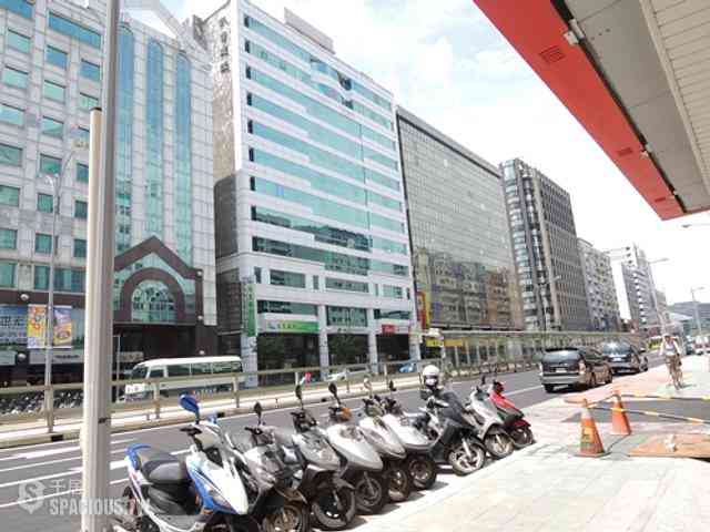 松山區 - 105台灣台北市松山區南京東路四段 13