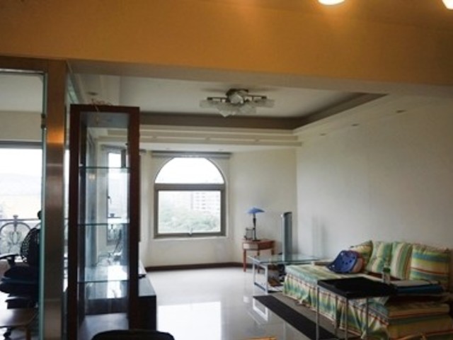 Xinyi - Section 4, Ren'ai Rd, Xinyi District, Taipei City, Taiwan 110 01
