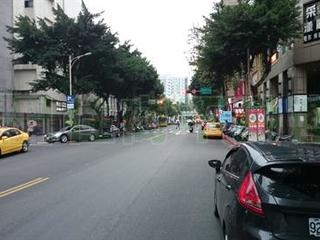 Zhongshan - XXX Linsen North Road, Zhongshan, Taipei 04
