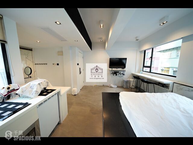 Soho - 19-21, Staunton Street 02